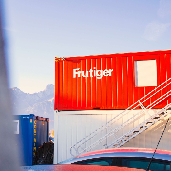 Frutiger Container und Modulbau 4